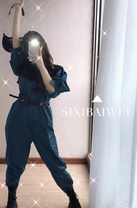 连体裤 95新 就试穿过 版型很好看 适合...
