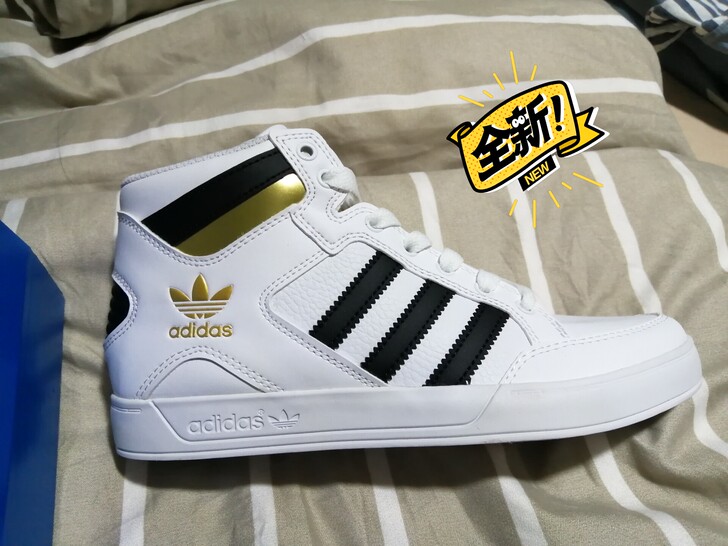 adidas板鞋  38.5码FV5734...