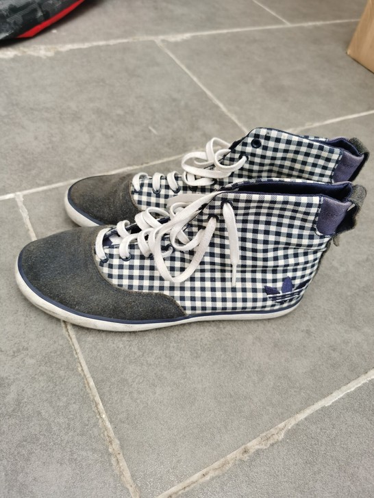 adidas 三叶草 女鞋