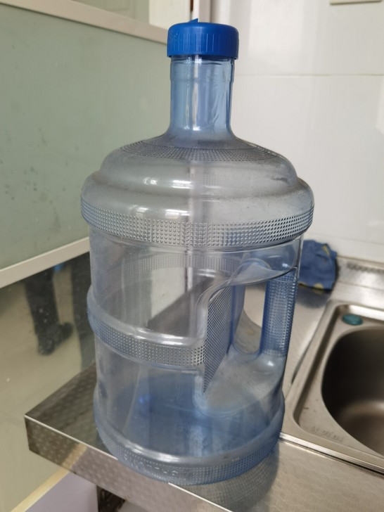 搬家水桶处理。