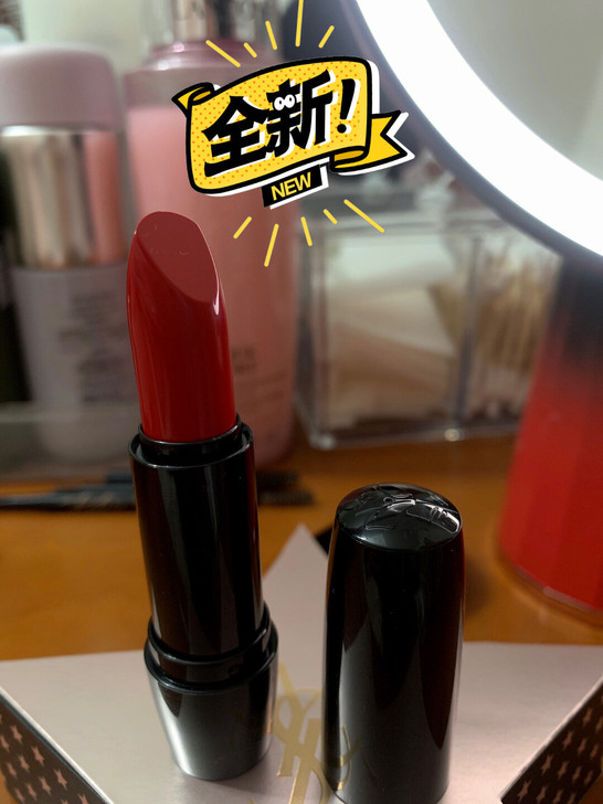 兰蔻唇膏 大红色 颜色百搭好看显白
