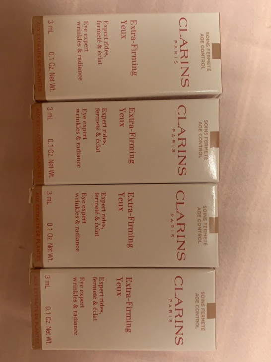 娇韵诗弹力眼霜3ml，共3个，均来自于旗舰...