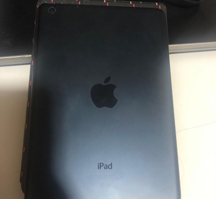 ipadmini1   国行黑色苹果平板迷...