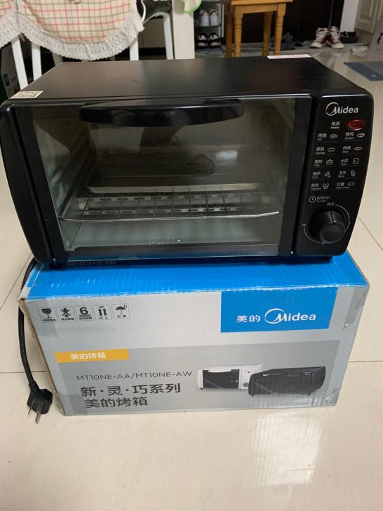 美的电烤箱，功能完好，家里换大的了，低价转