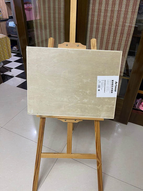 全新画架+实木画板,1米6高。画板的塑料膜...