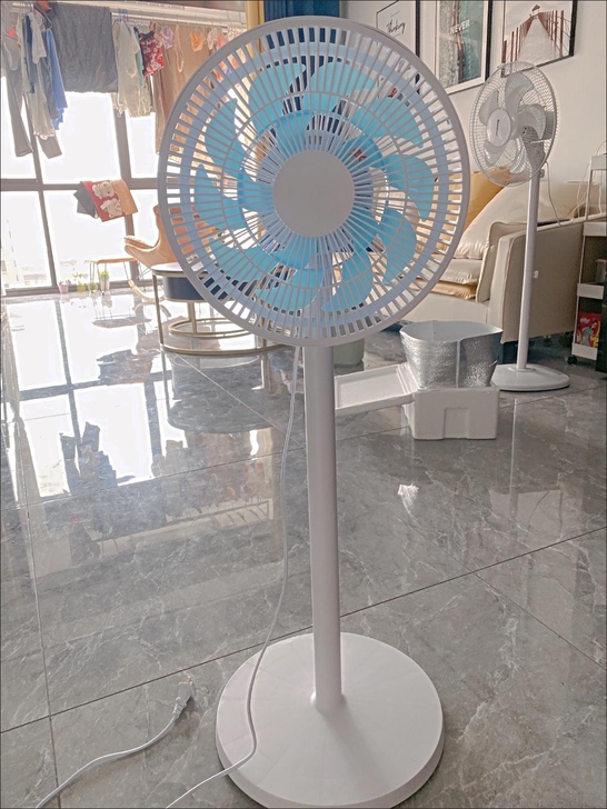 超市倒闭15叶的长虹落地扇电风扇落机械