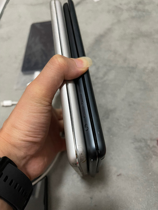 苹果iPad mini 1 16g功能正常...