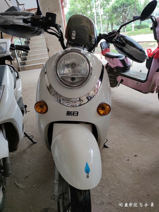 品牌型号 ：新日电动摩托车