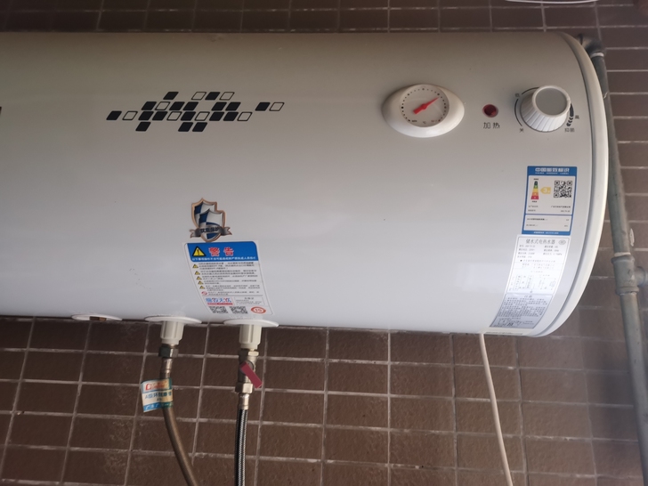 万和热水器，60升双防电盾，689购入，日...