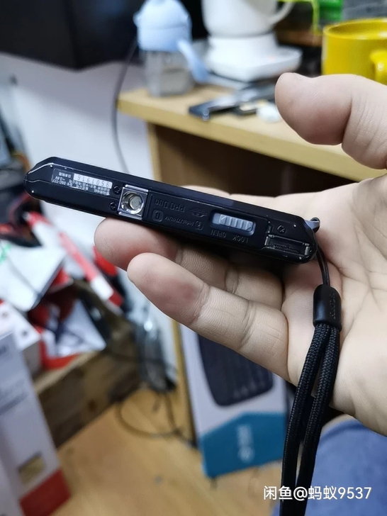 sony数码相机t77 1010万像素带电...