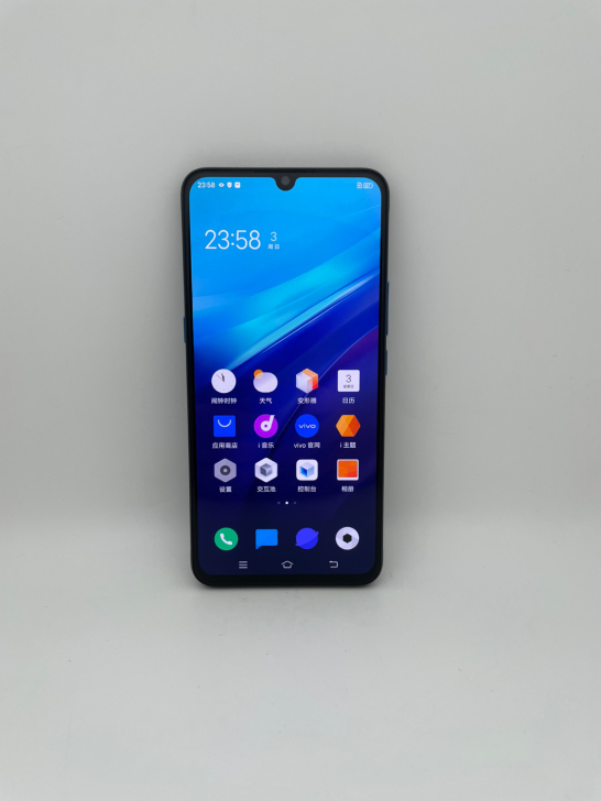vivoIQOO电光蓝8+128游戏手机i...
