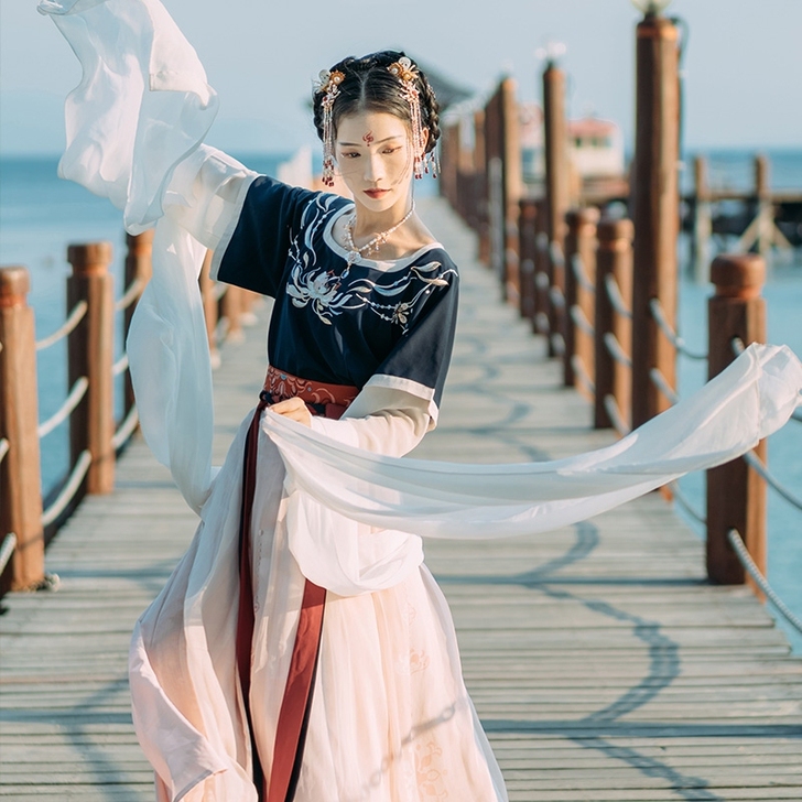汉尚华莲【荷图】正品原创汉服女中国风刺绣半臂