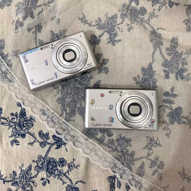 索尼W530   银色