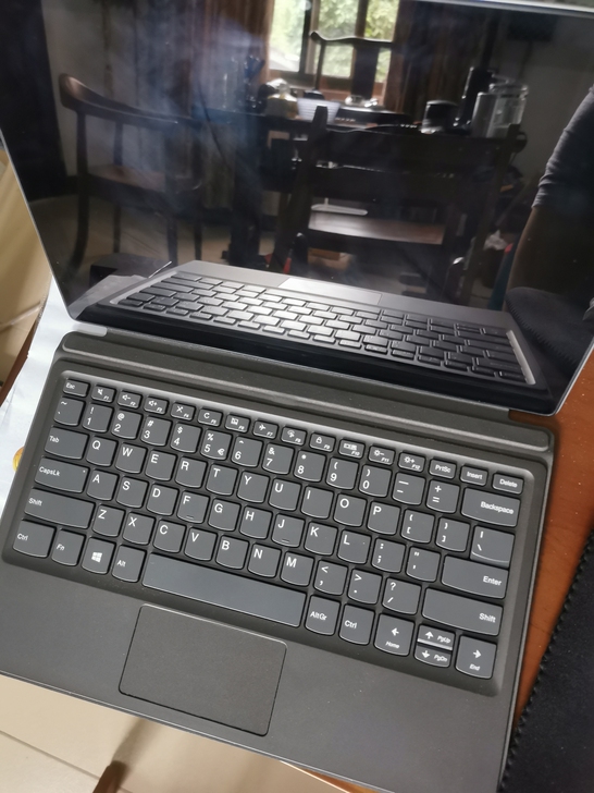 联想MIX520 I5-8250U   2...