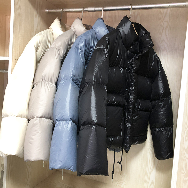 网红牌子羽绒服外套 。入手后在广州没机会穿...