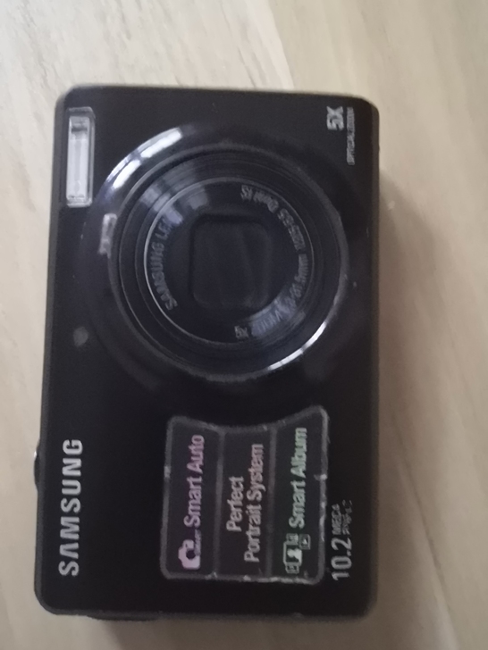 三星 PL60 一机一电池一内存卡一万能充