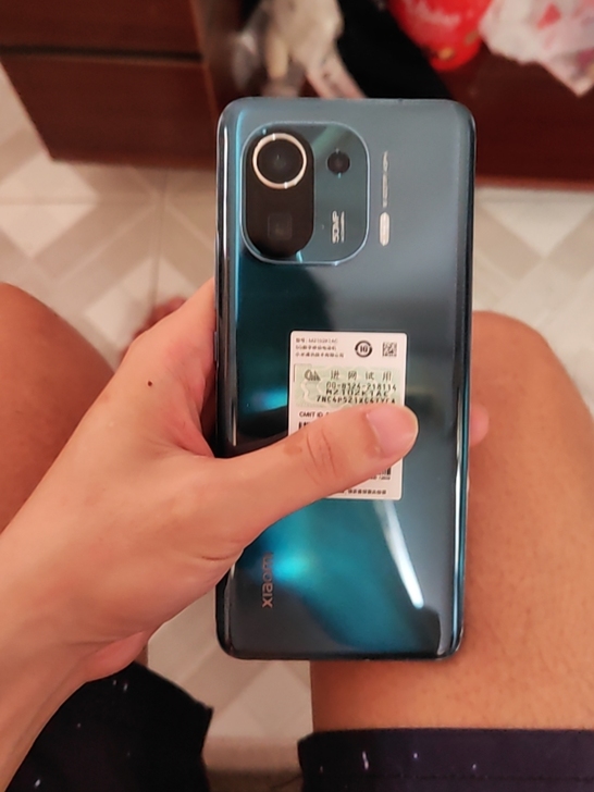 小米11pro8+128绿色 无拆无泡水。