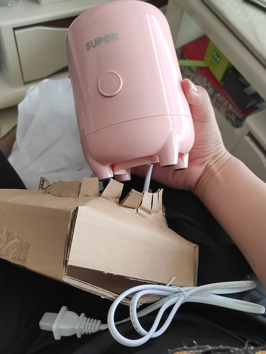 全新的，苏泊尔随行果汁机，此物不换
