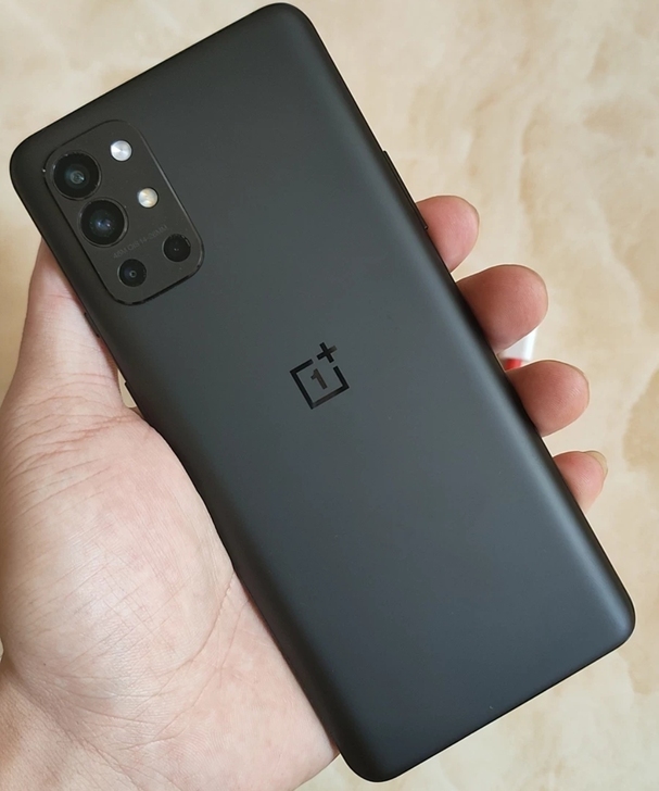 一加 OnePlus 9R 5G 120H...