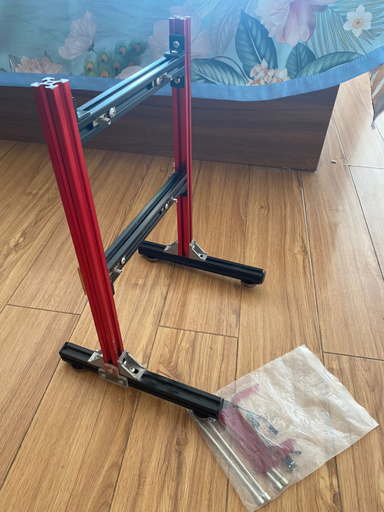 开放式机箱,成色如图,不退换有电源开关。
