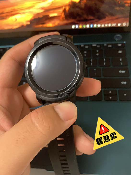 tic watch 2e,带了一年,有磨损...