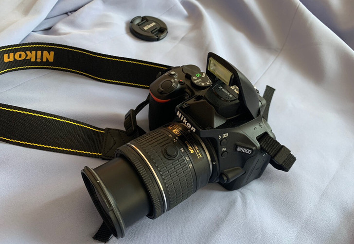 尼康D5600+18-55VR镜头套机