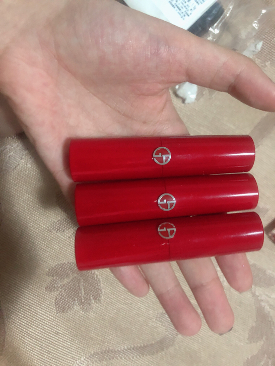 阿玛尼 红管细管口红全新 色号如图 具体试...