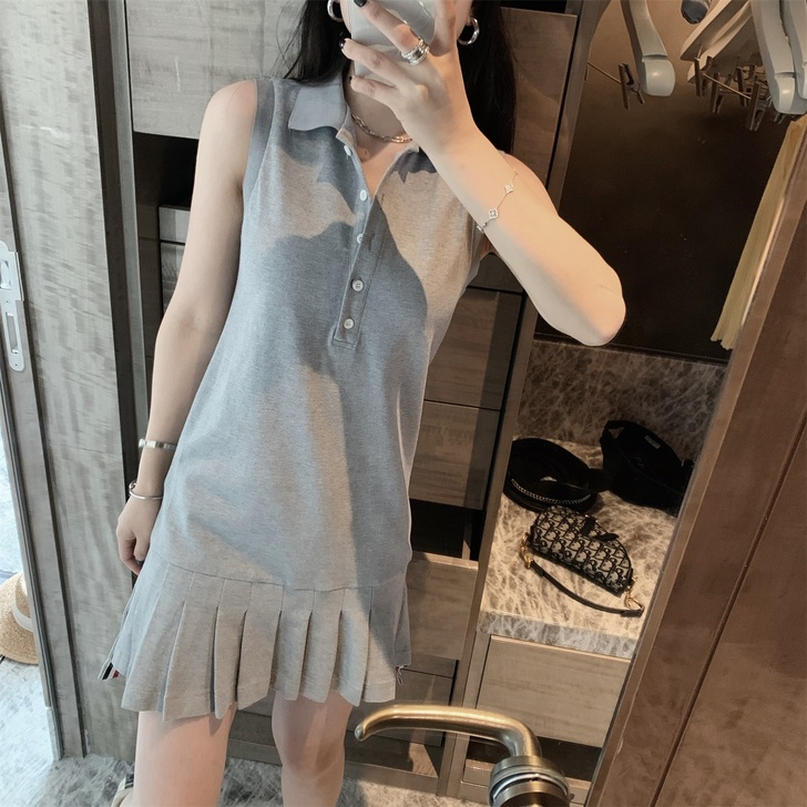 运动风连衣裙女2020夏新品POLO领下摆...
