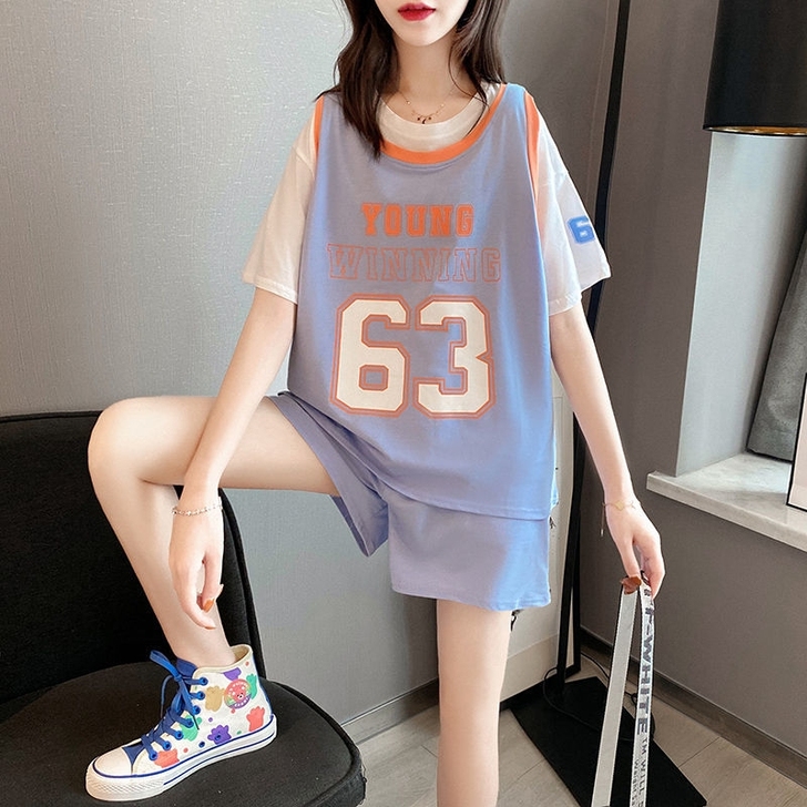 一套包邮 夏休闲套装女时尚印字母宽松短袖上...