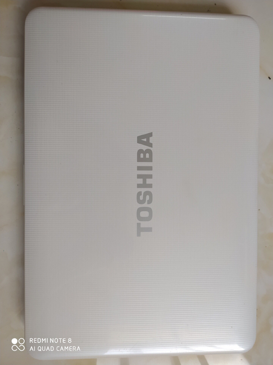 东芝L800笔记本电脑,i3三代2G独显笔...