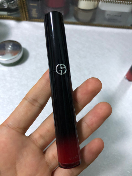 Armani 阿玛尼 黑管400 试色图是...