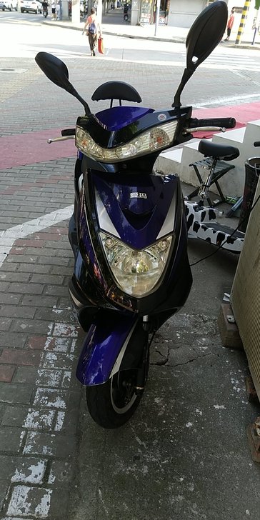 爱玛电动车60新电池