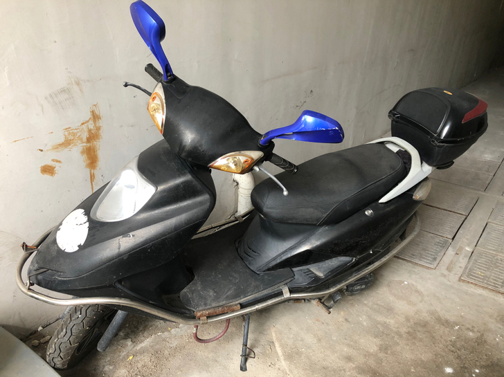 闲置不用一部助力踏板车,汽油车。