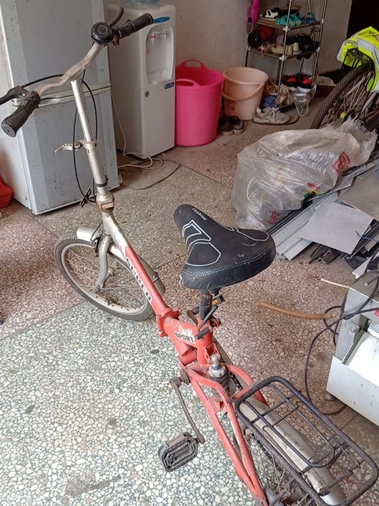 折叠自行车