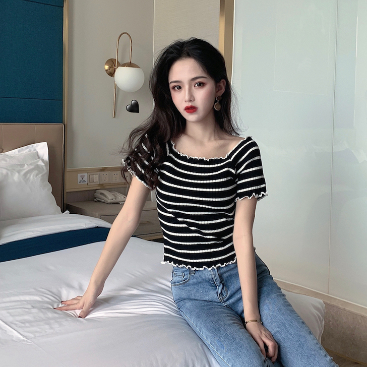 红色,全新