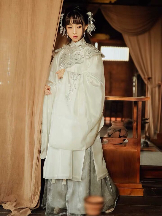 【汉服出租15】十三余 馥比仙（不出不换）