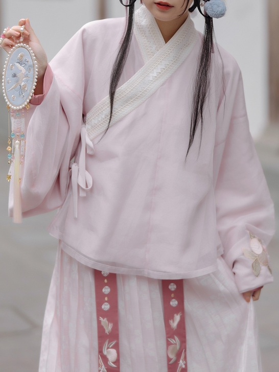 远山乔【胭脂红釉】明制汉服