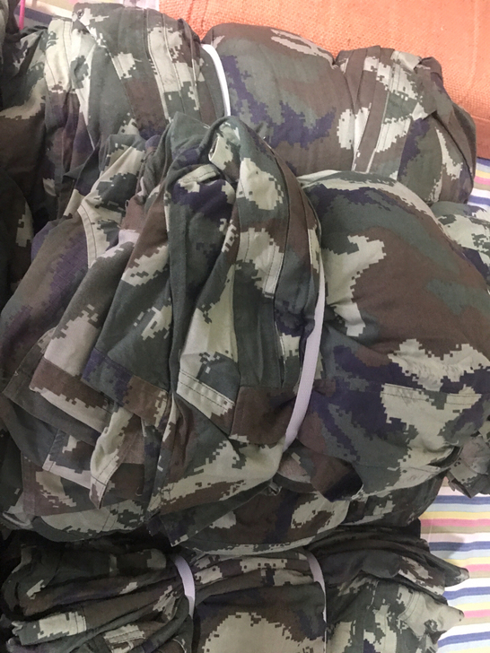 二手迷彩服，需要的来，都是二手的，要求高的...