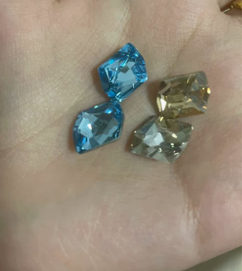 施华洛陨石 11一颗 202蓝色 金色魅影...