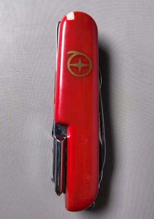 国产多功能军刀