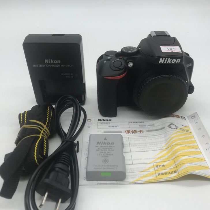 尼康D3500