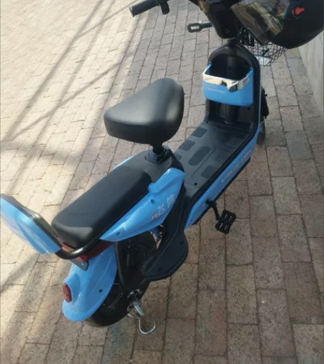 8成新车!骑行里程不超过100km。学生自...