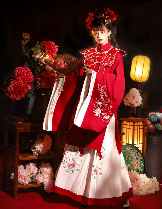 【汉服】玉术原创汉服女花嫁明制汉服长衫齐腰...