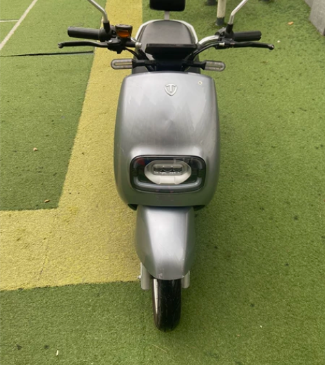台铃电动车72v20a大电池,一档能骑70...