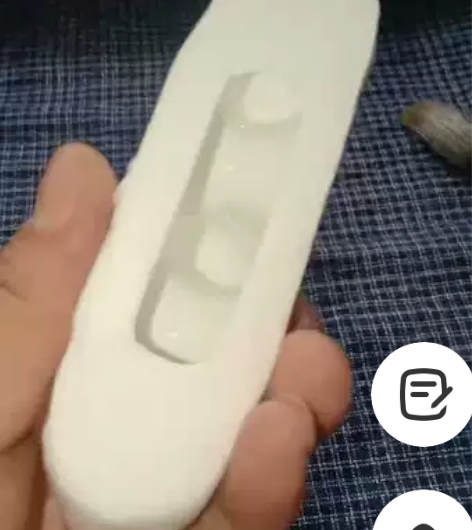 白瓷毛笔架一个,完整完好没毛病!喜欢的朋友...