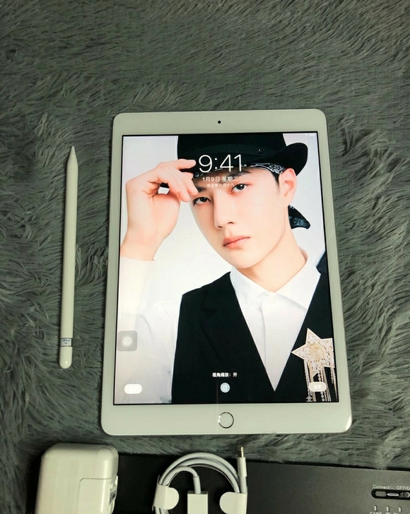 自用iPad 2019款,iPad7代,1...