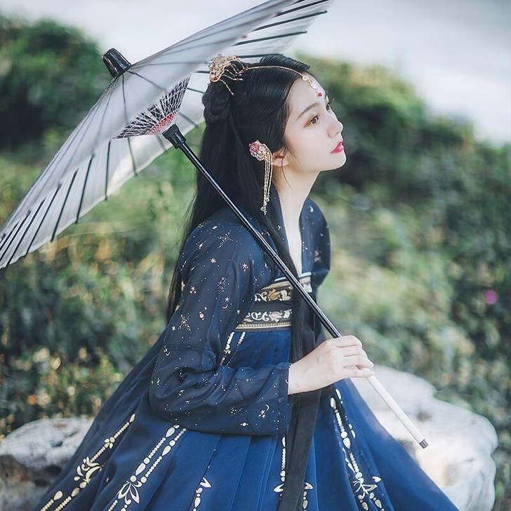 墨子研 齐胸汉服 超白菜！！！