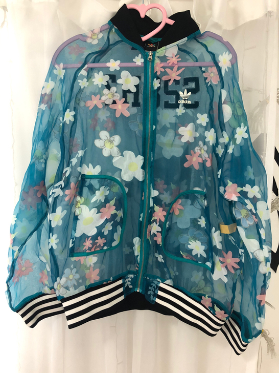 花朵防晒衫