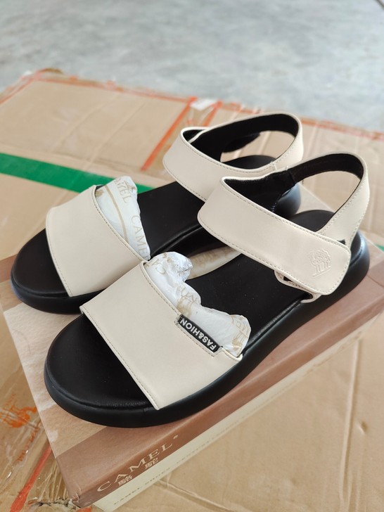 骆驼正品女士凉鞋,断码清仓,支持专柜验货