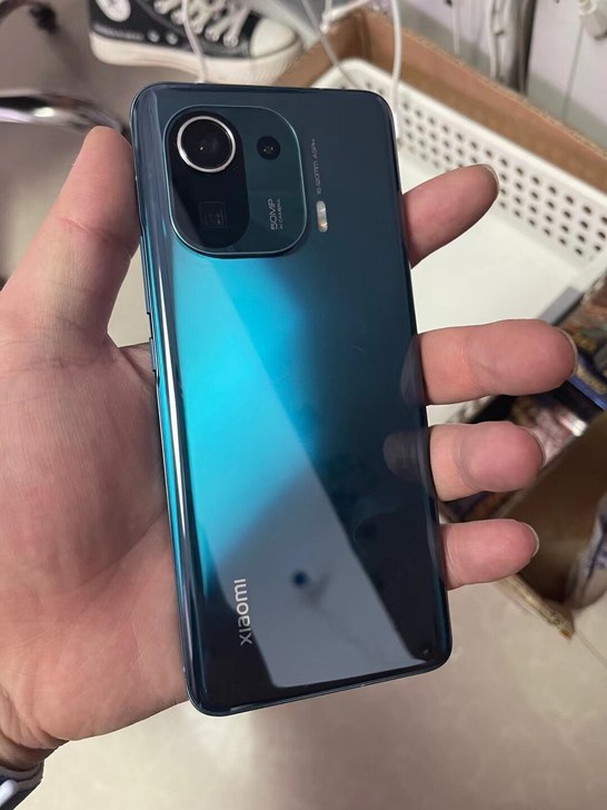 小米11Pro 8+256G，骁龙888处...